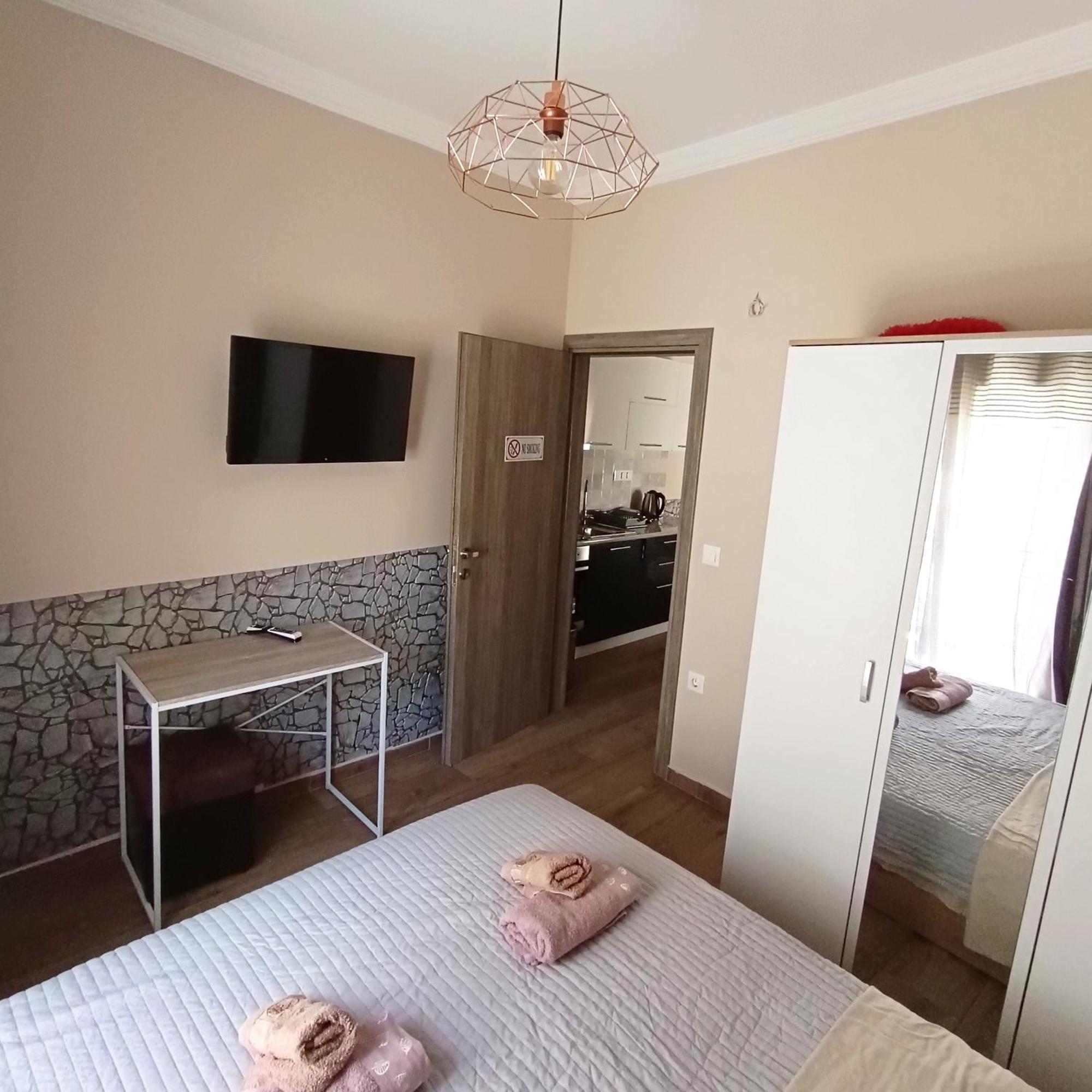 Rotonda Citycenter Two Rooms Apart.New Renovated! Selanik Dış mekan fotoğraf